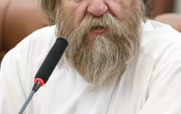 بازدیدمحیط طباطبایی از موزه تاریخ تجارت جندی شاپور
